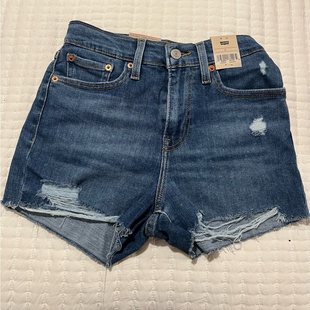 Levi’s shorts